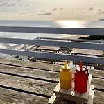 Puffin Perch - Part Of The The Bay Village With Pool, Gym And Direct Access, Pub, Restaurant, Tennis And Meadows Walks Filey
