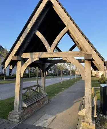 Puffin Perch - Part Of The The Bay Village With Pool, Gym And Direct Access, Pub, Restaurant, Tennis And Meadows Walks * Filey
