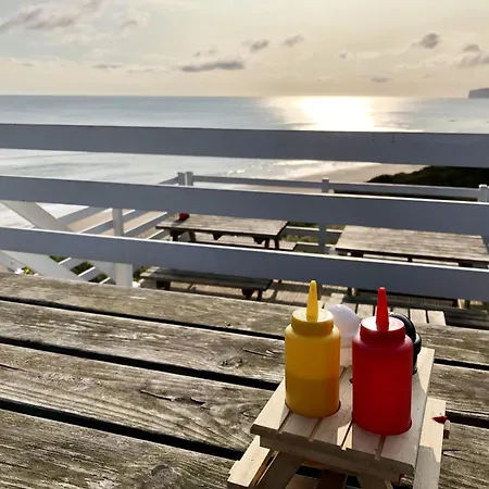 Puffin Perch - Part Of The The Bay Village With Pool, Gym And Direct Access, Pub, Restaurant, Tennis And Meadows Walks Filey