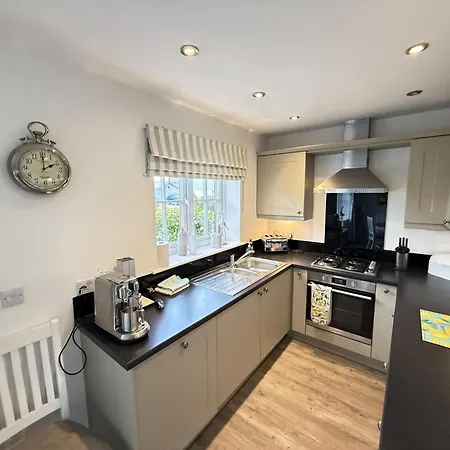 Puffin Perch - Part Of The The Bay Village With Pool, Gym And Direct Access, Pub, Restaurant, Tennis And Meadows Walks