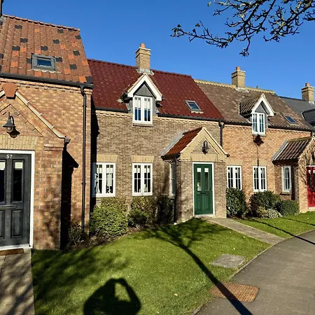 Casa de Férias Puffin Perch - Part Of The The Bay Village With Pool, Gym And Direct Access, Pub, Restaurant, Tennis And Meadows Walks *