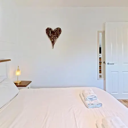 Puffin Perch - Part Of The The Bay Village With Pool, Gym And Direct Access, Pub, Restaurant, Tennis And Meadows Walks Semesterbostad