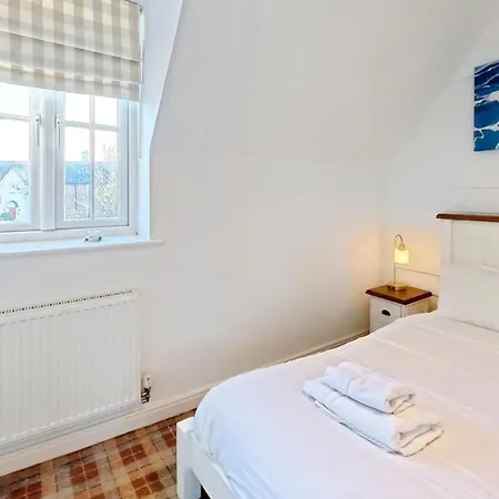Puffin Perch - Part Of The The Bay Village With Pool, Gym And Direct Access, Pub, Restaurant, Tennis And Meadows Walks Semesterbostad *