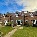 Puffin Perch - Part Of The The Bay Village With Pool, Gym And Direct Access, Pub, Restaurant, Tennis And Meadows Walks *